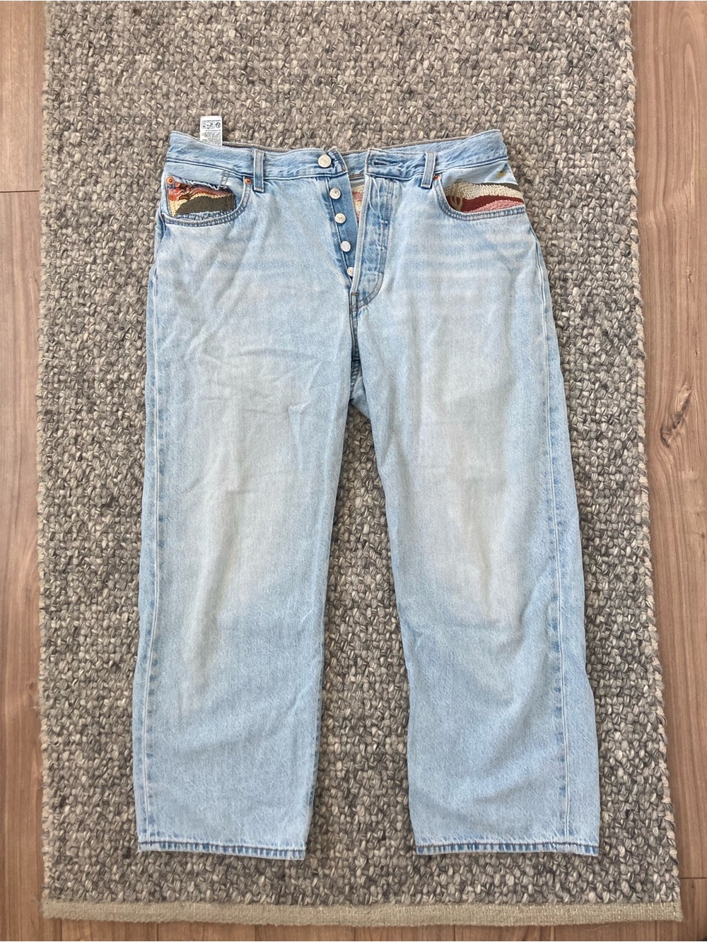 Levi's Light Blue Denim Jeans embroidered desert scenes